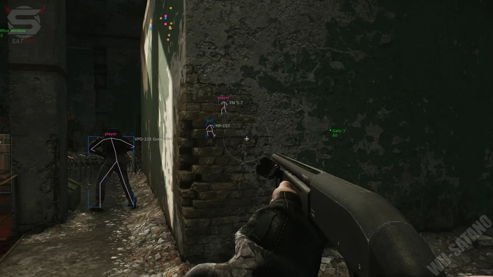 Escape from Tarkov auto aim assist tracking a moving target while loot ESP stays visible